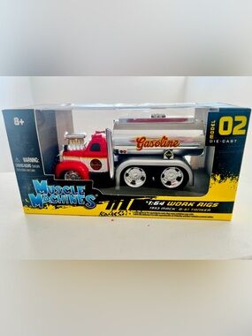 Collectible 1953 Mack B-61 by Maisto